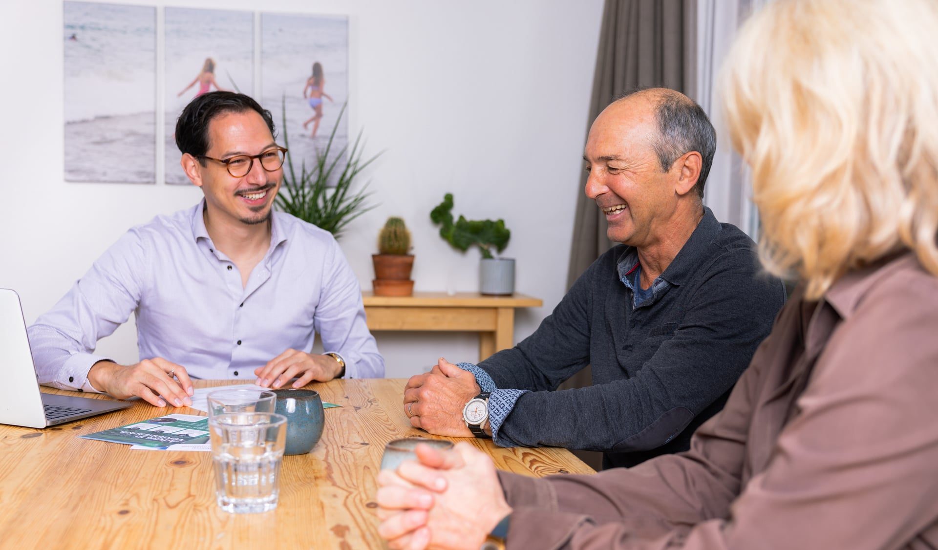 7d948fa2-97b3-47a5-8ce3-88677cd8a81e (1)